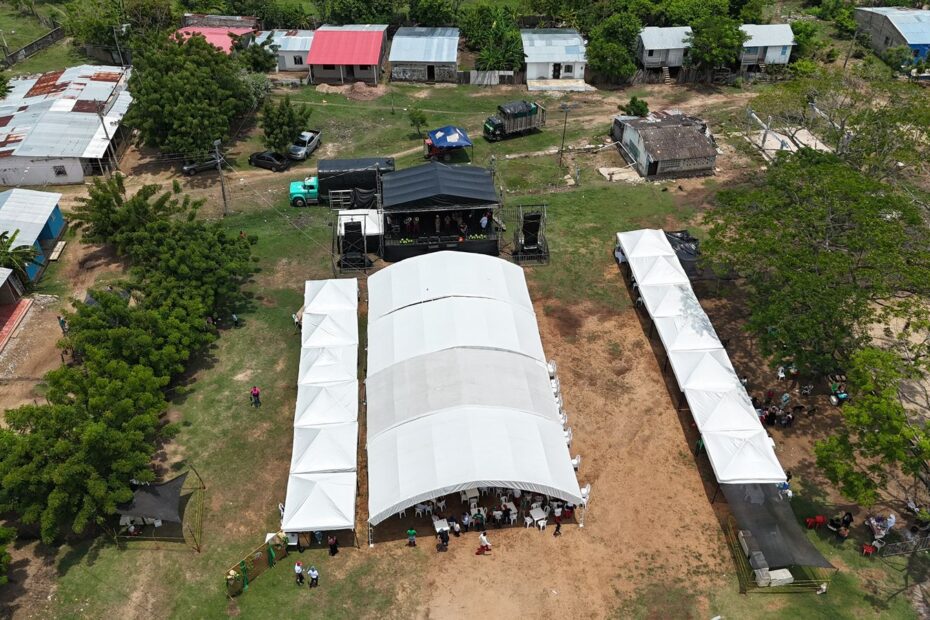 Hangar modular instalado en el Festival de la Patilla en el corregimiento de Piñalito, Magangué Bolívar