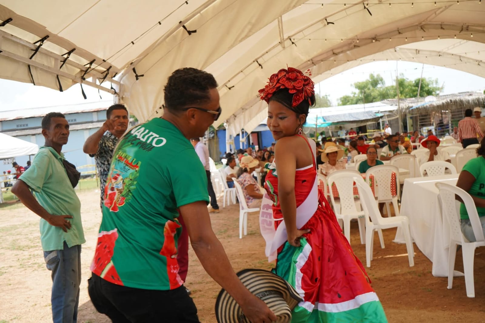 Montaje de hangares en Festival de la Patilla en Piñalito Magangué Bolívar